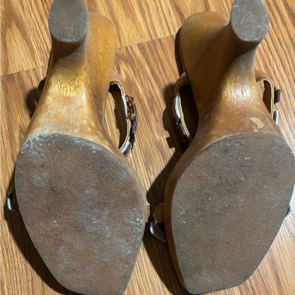 Beige Neutral detailed Leopard Tortoise Shell Straps high heel Sandals size 6.5 - Picture 7 of 7